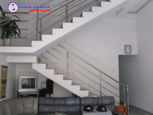 Cầu thang inox đẹp - Ảnh 4