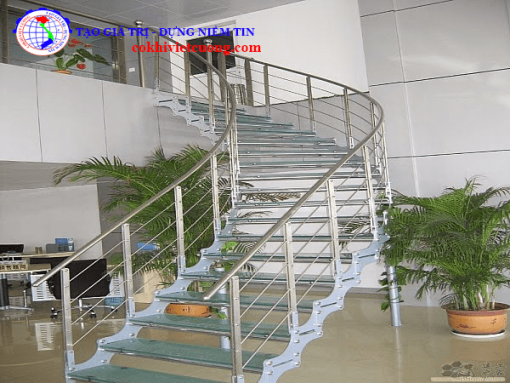 Cầu thang inox đẹp - Ảnh 6