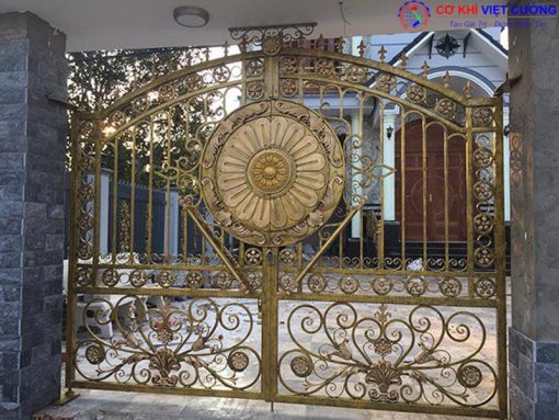 Báo Giá Cửa Cổng Sắt Nghệ Thuật Đẹp 2025 - Ảnh 14