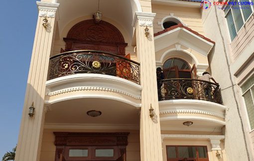 Khám Phá 59 Mẫu Lan Can Ban Công Sắt Mỹ Thuật Đẹp 2025 - Ảnh 35