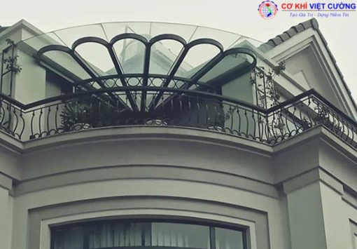 Báo Giá Mái Kính Sắt Nghệ Thuật Cho Biệt Thự, Nhà Phố 2025
