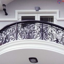 Mẫu lan can ban công sắt đẹp và an toàn