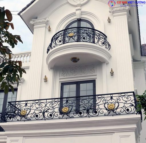 Đảm bảo độ cao cần thiết cho lan can