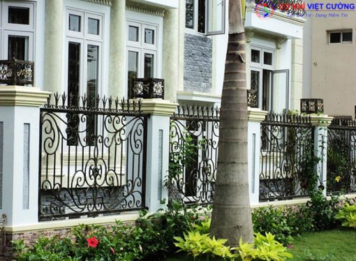 29 Mẫu Thiết Kế Hàng Rào Sắt Nghệ Thuật Đẹp Tại Hà Nội - Ảnh 8