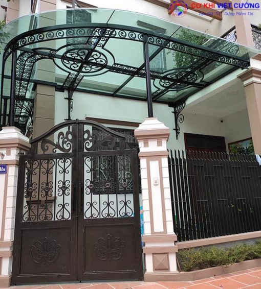Các tác động từ môi trường bên ngoài như thời tiết xấu, từ con người đều ít ảnh hưởng tới mái kính.