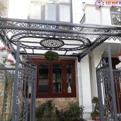 Việc lựa chọn loại kính không phù hợp là một lỗi sai vô cùng nghiêm trọng.
