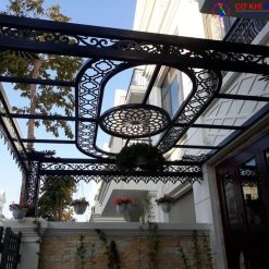 Kinh nghiệm và thời gian hoạt động trong lĩnh vực là một trong những yếu tố đánh giá độ uy tín của đơn vị.