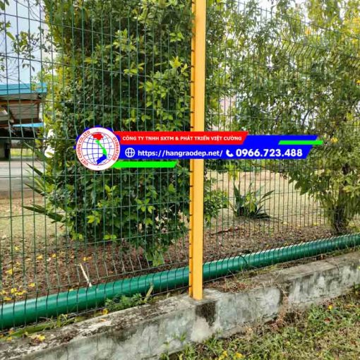 Hàng rào lưới thép cột trái đào - Ảnh 3