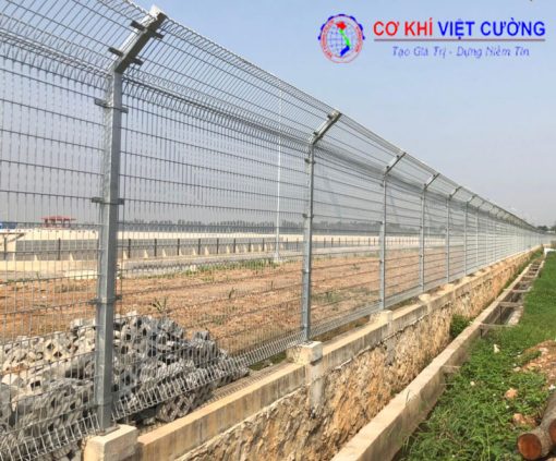 Làm hàng rào chắn trong các khu công nghiệp, kho bãi, xưởng sản xuất.
