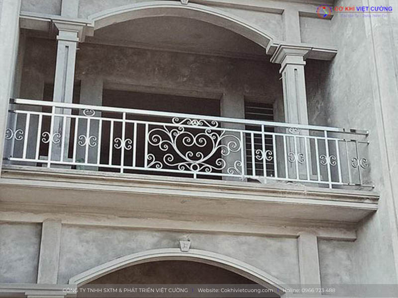 Mẫu lan can inox ban công thi công bởi Cơ khí Việt Cường
