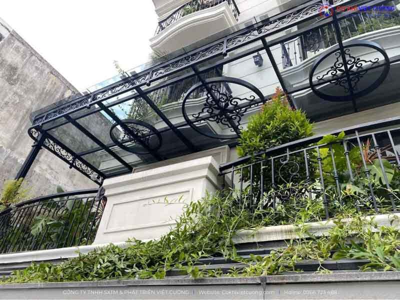 Mái kính ban công tại Hà Đông - Hà Nội