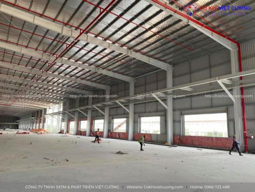 Thi công mái tôn là công việc quan trọng quyết định đến chất lượng của cả công trình