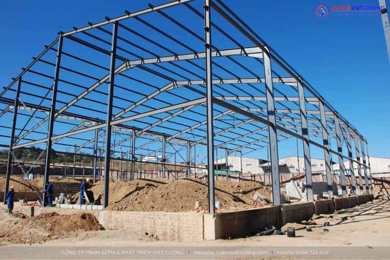 Nhà xưởng công nghiệp khung thép tiền chế