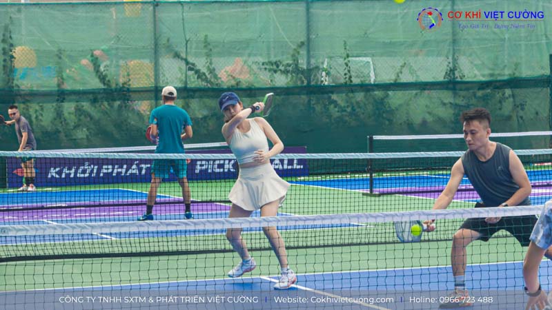 Pickleball ngày càng được ưa chuộng ở nhiều độ tuổi khác nhau Pickleball ngày càng được ưa chuộng ở nhiều độ tuổi khác nhau
