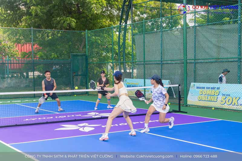 Sân pickleball ngoài trời Sân pickleball ngoài trời