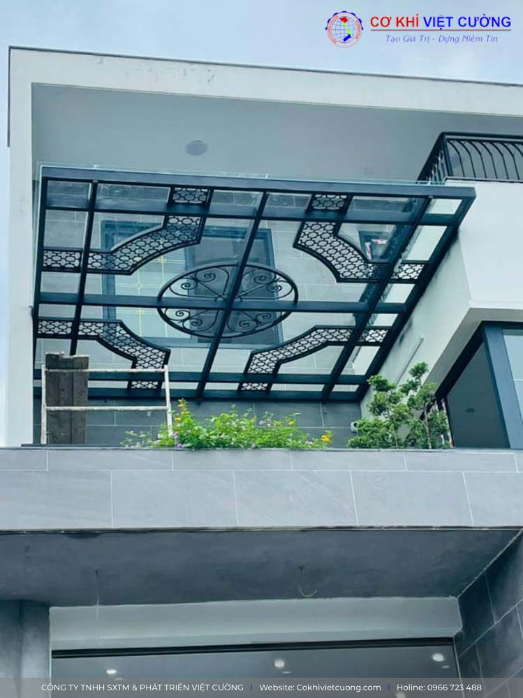 Lắp đặt kính low-e cho mái che