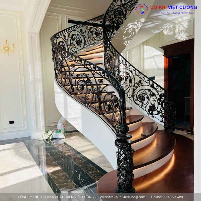 Cơ khí Việt Cường - Đơn vị thi công cầu thang sắt nghệ thuật hàng đầu miền Bắc