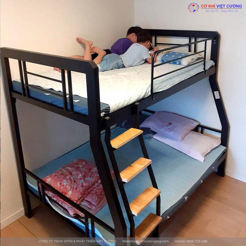 Cân nhắc kỹ lưỡng trong việc lựa chọn sử dụng giường tầng bằng sắt cho các bé