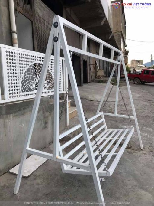 Mẫu xích đu sắt XDS4