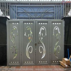 Cửa cổng sắt CNC đẹp cho nhà phố