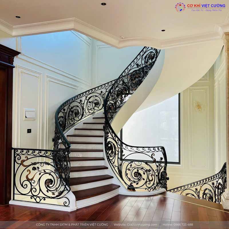 Những mẫu cầu thang với lan can sắt luôn là sự lựa chọn hàng đầu hiện nay