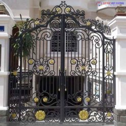 Mẫu cửa cổng sắt nghệ thuật đẹp bởi Cơ khí Việt Cường