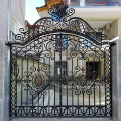 Mẫu cửa cổng sắt nghệ thuật đẹp bởi Cơ khí Việt Cường