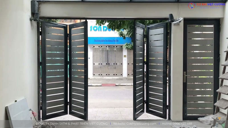 Mẫu cửa cổng sắt tự động 4 cánh đẹp