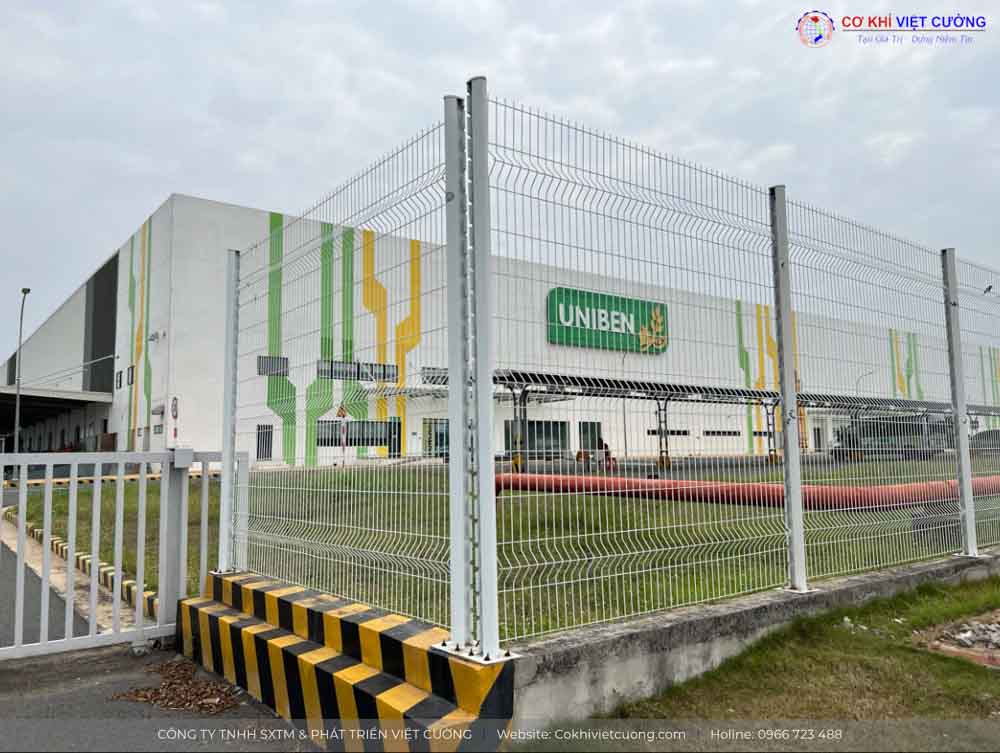 Hàng rào lưới thép Vigracera Hải Vân thi công bởi Cơ khí Việt Cường