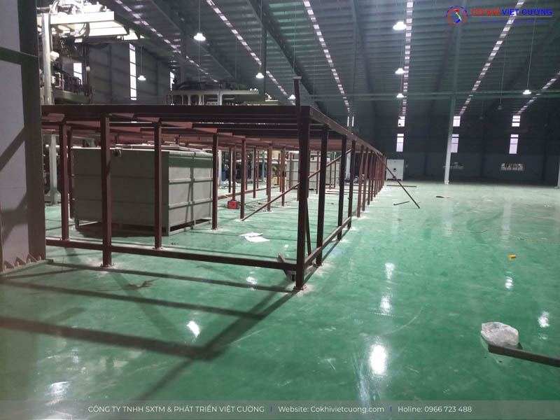 Thi công khung sân Công ty bao bì Việt Hưng
