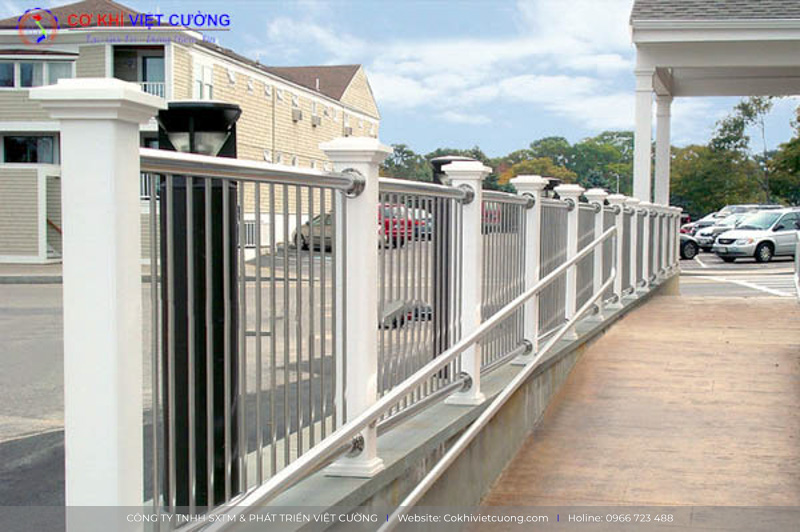 Mẫu hàng rào đẹp bằng inox cao cấp