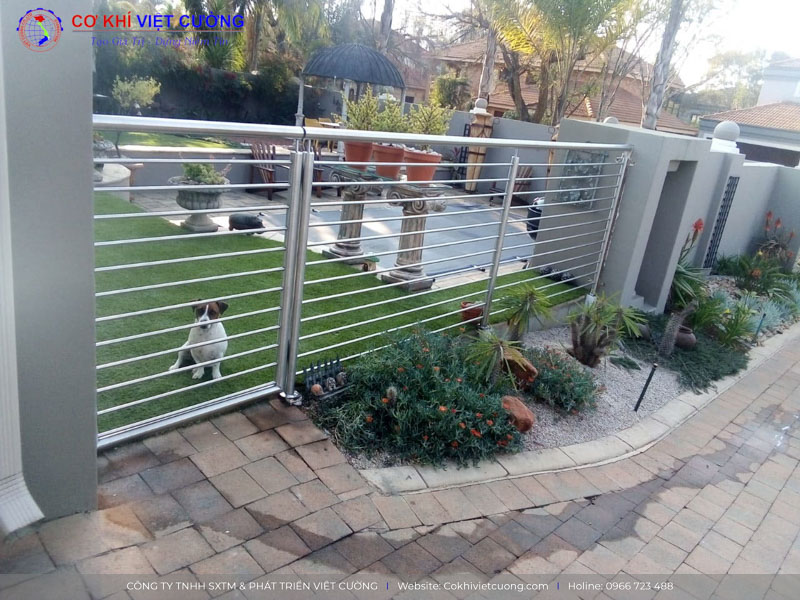 Mẫu hàng rào đẹp bằng inox cao cấp
