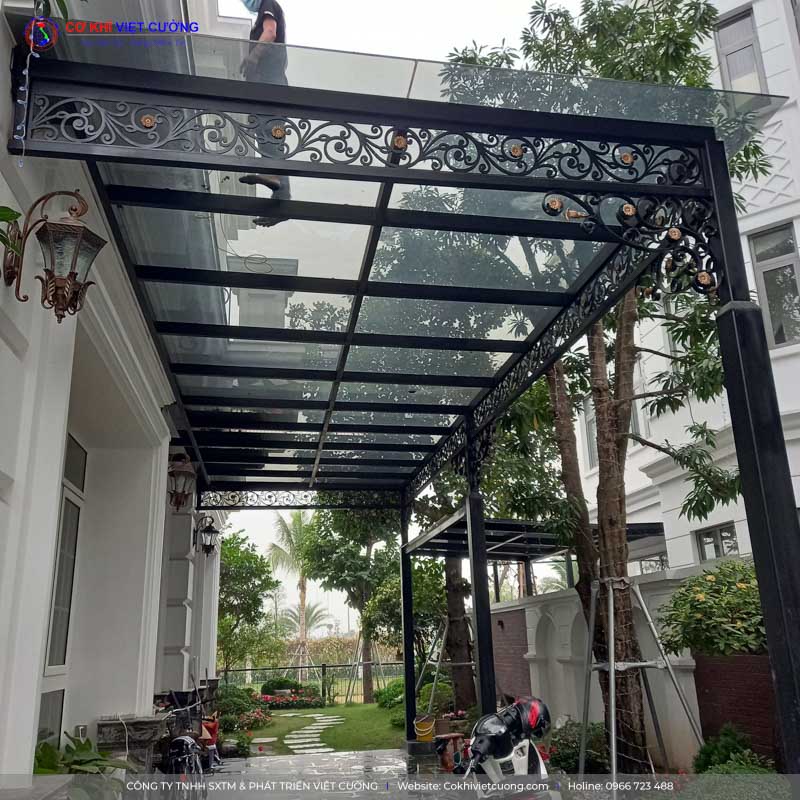 Hình ảnh thi công lắp đặt dự án mái kính cường lực tại Lâm Viên - KĐT Đặng Xá - Gia Lâm