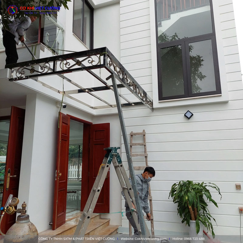 Hình ảnh thi công lắp đặt dự án mái kính cường lực tại Lâm Viên - KĐT Đặng Xá - Gia Lâm