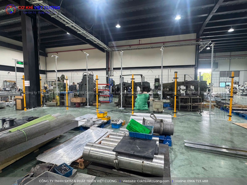 Mẫu hàng rào Cơ khí Việt Cường thi công tại Nam Thăng Long - Hà Nội