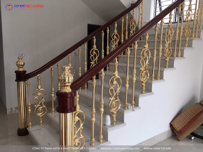 Khoảng cách con tiện cầu thang có ảnh hưởng lớn đến sự an toàn